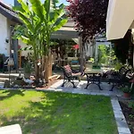 度假居 Gaestehaus Linde 恩丁根