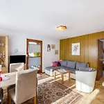 Gaestehaus Linde 度假居 恩丁根
