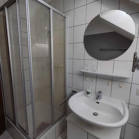 بيت للعطل Gaestehaus Linde