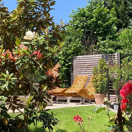 Gaestehaus Linde انديغن