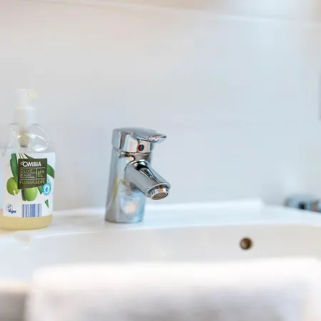 Gaestehaus Linde 度假居 *