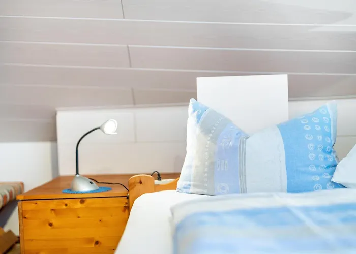 度假居 Gaestehaus Linde *