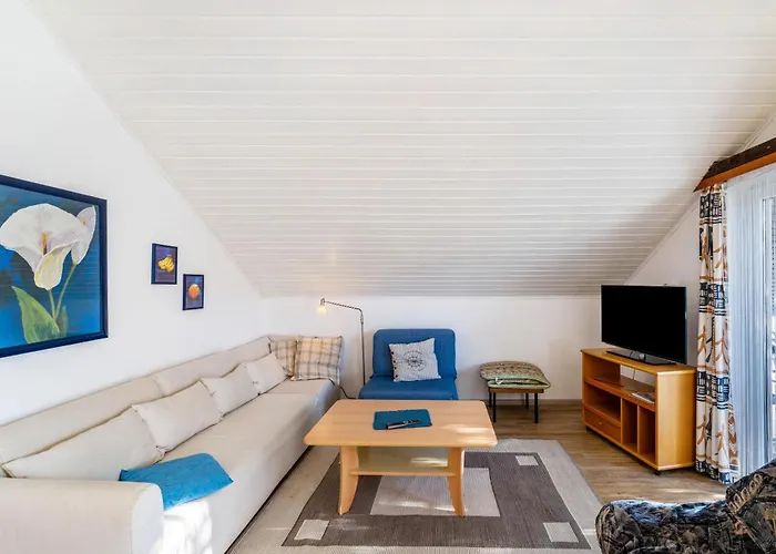 Gaestehaus Linde 度假居 恩丁根